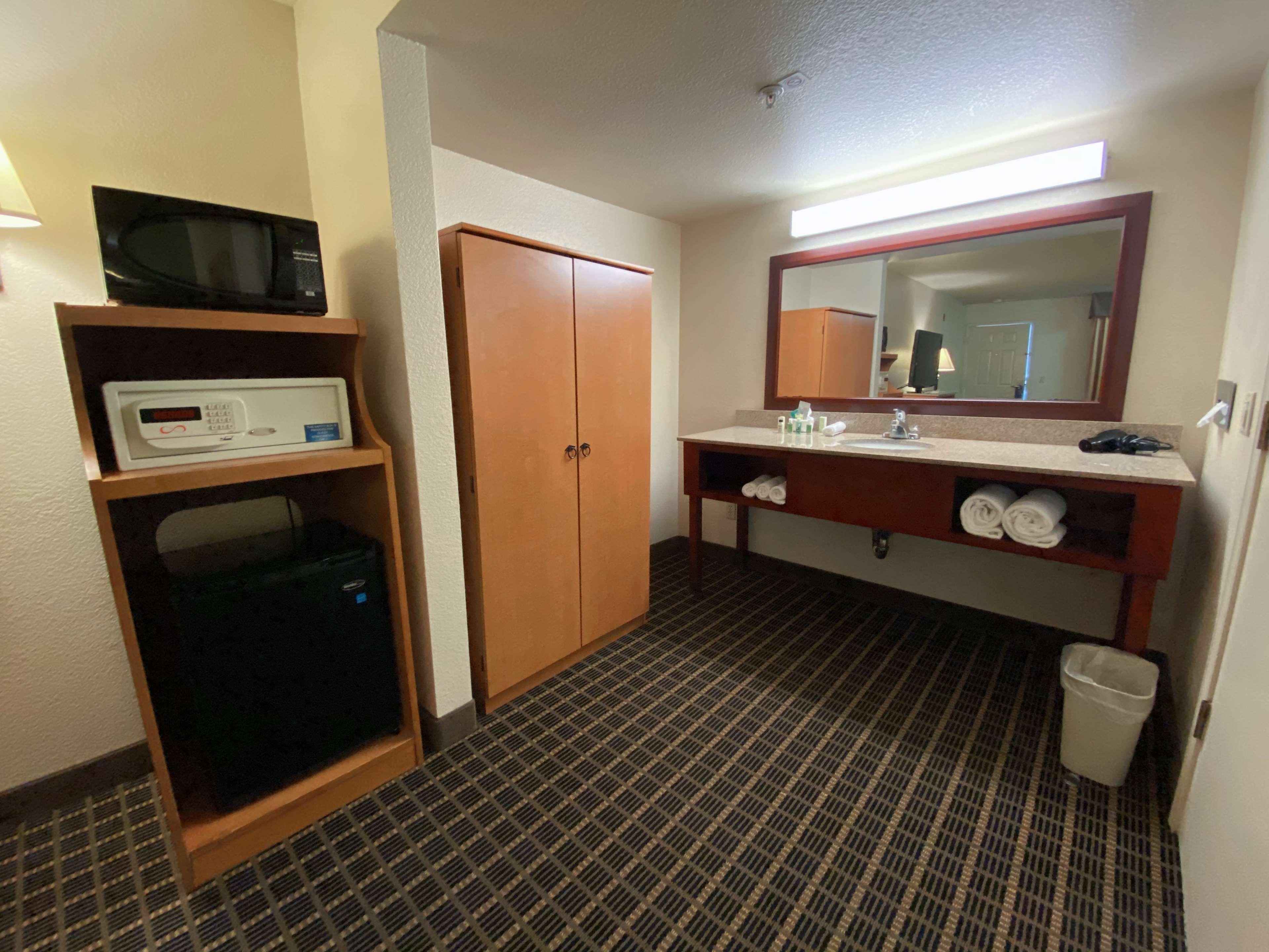 Surestayplus Hotel By Best Western San Jose Central City Bagian luar foto