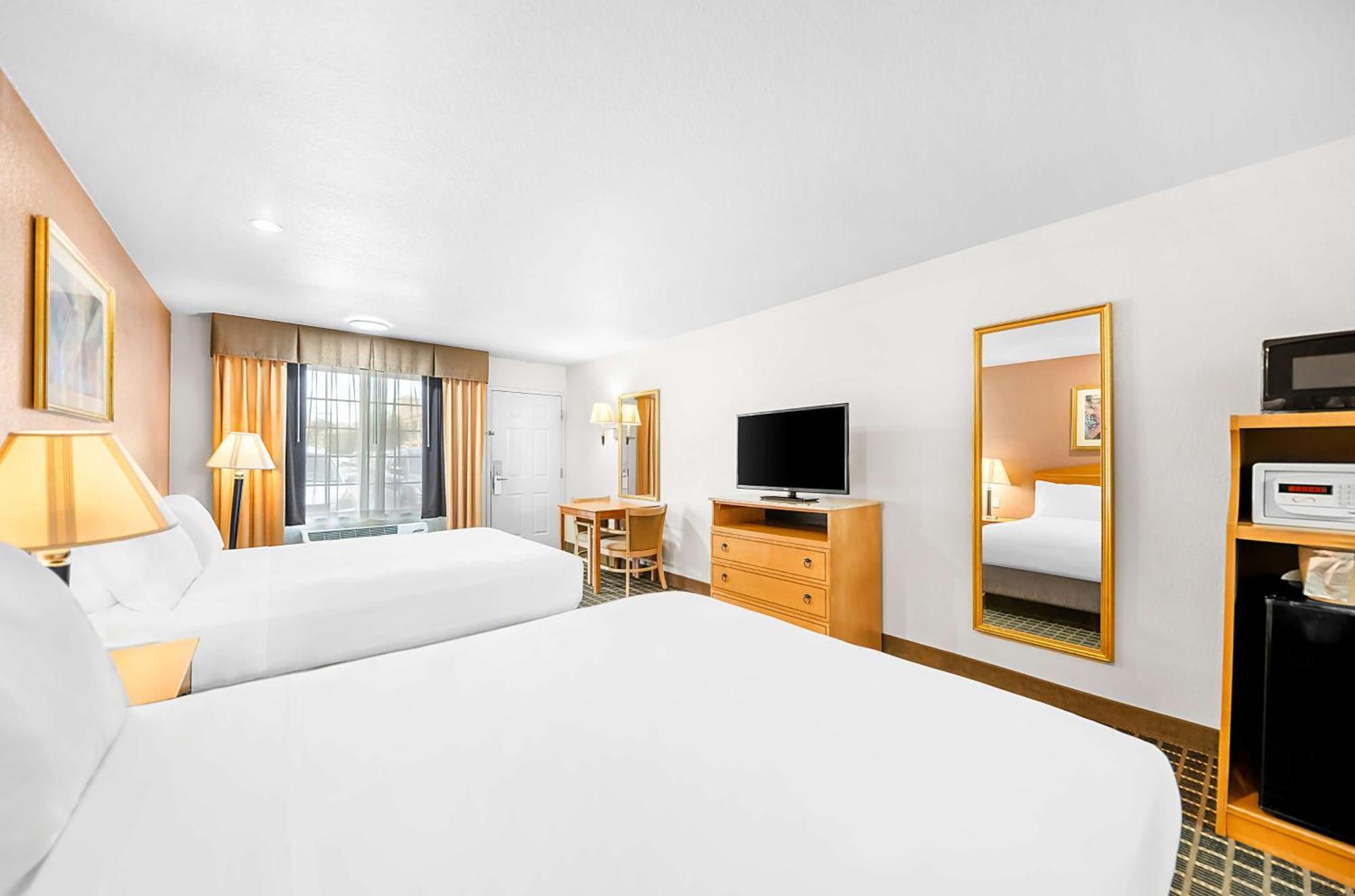 Surestayplus Hotel By Best Western San Jose Central City Bagian luar foto