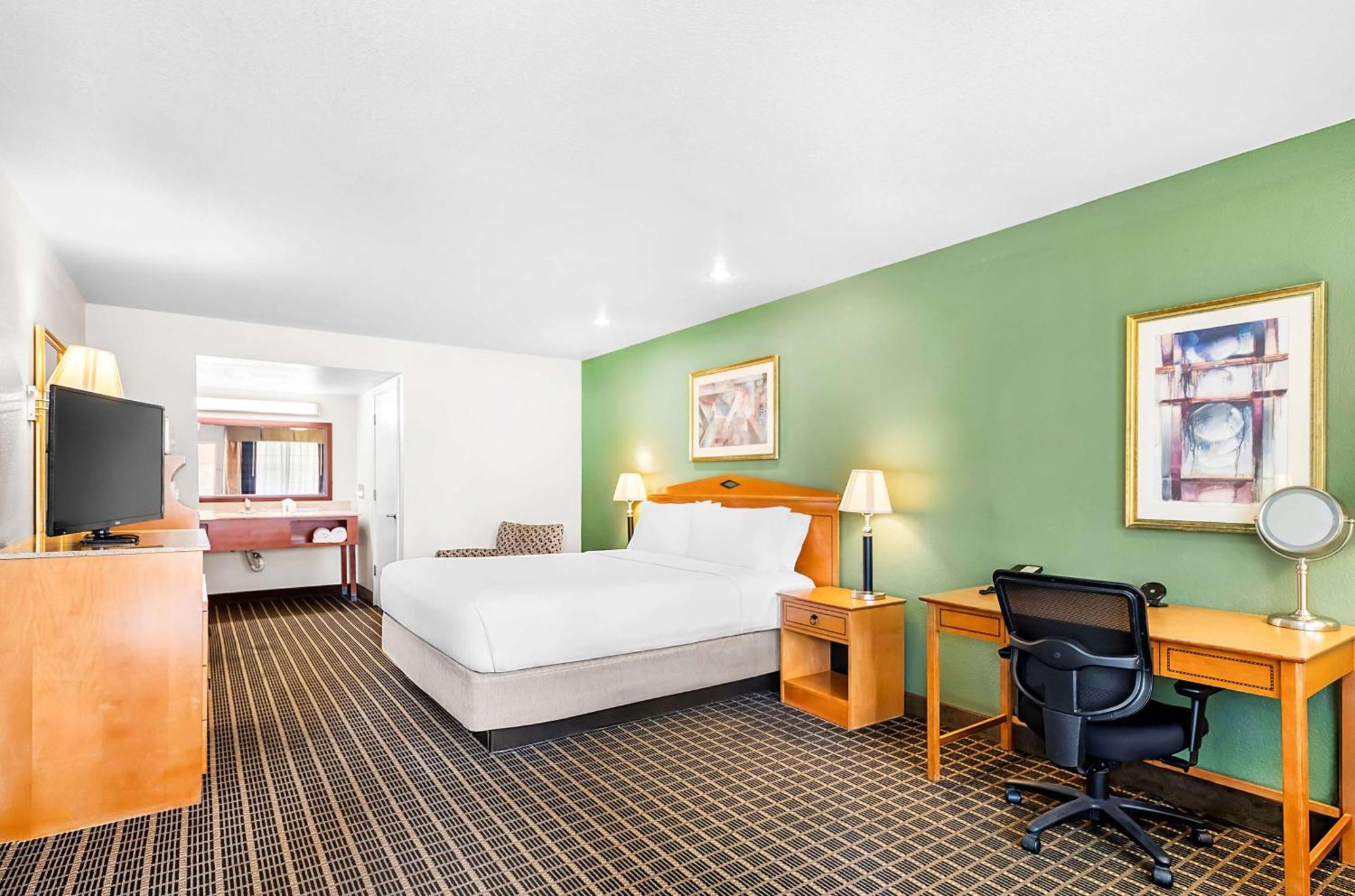 Surestayplus Hotel By Best Western San Jose Central City Bagian luar foto